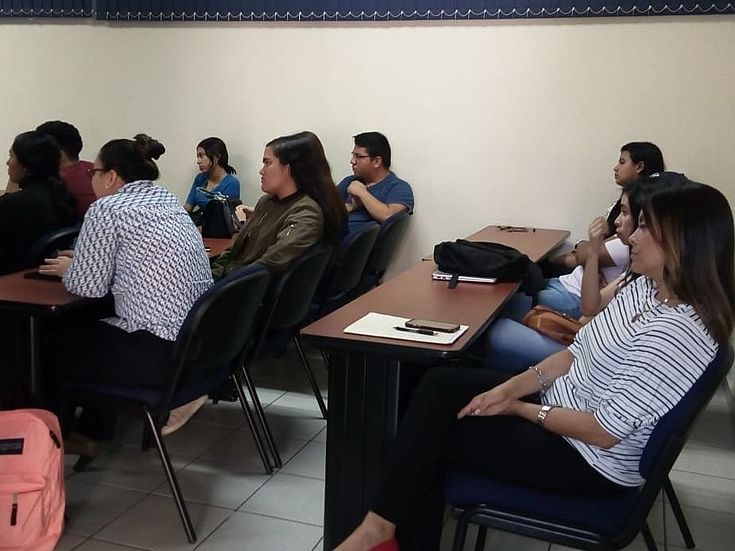 Participantes de la gira universitaria de la ética. 