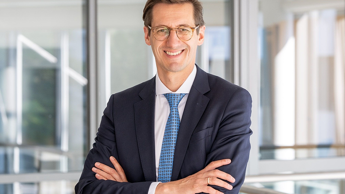Lesen Sie den vollständigen Artikel "Dr. Stefan Ebner, neuer HSS-Generalsekretär der Hanns-Seidel-Stiftung"