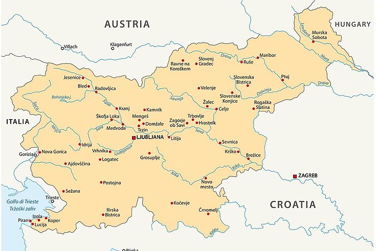 Eine Karte Sloweniens mit den Städten und Flüssen des Landes
