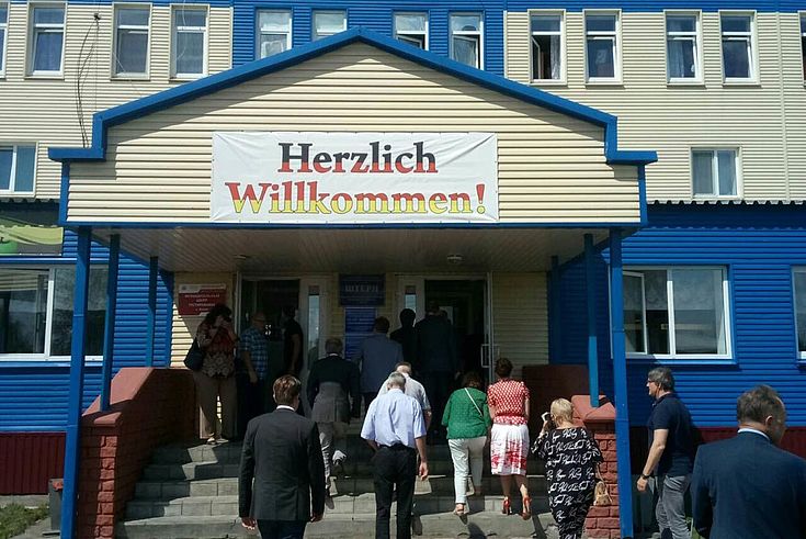 Jubiläumsveranstaltung zu 25 Jahre "Deutscher Nationalrayon Asowo".