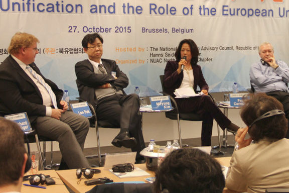 Panel mit Bernhard Seliger, Lee Kim Mir-Ryung, Fraser Cameron und Kim Jin-Ha