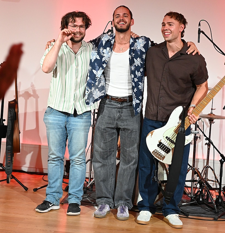Die Band Holza -  Samuel Feimer, Sebastian Holzer und Max Leitgeb (v.li.) - war eine der Nachwuchspreisträger.