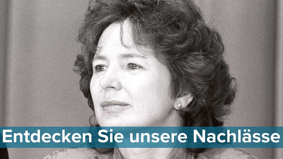 Ursula Männle lächelt in die Kamera