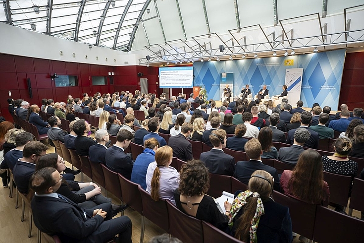 Volles Haus in der Vertretung des Freistaates Bayern bei der Europäischen Union in Brüssel
