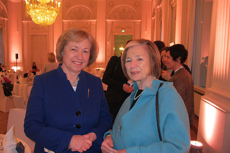 Ursula Männle mit Staatssekretärin Maria Böhmer