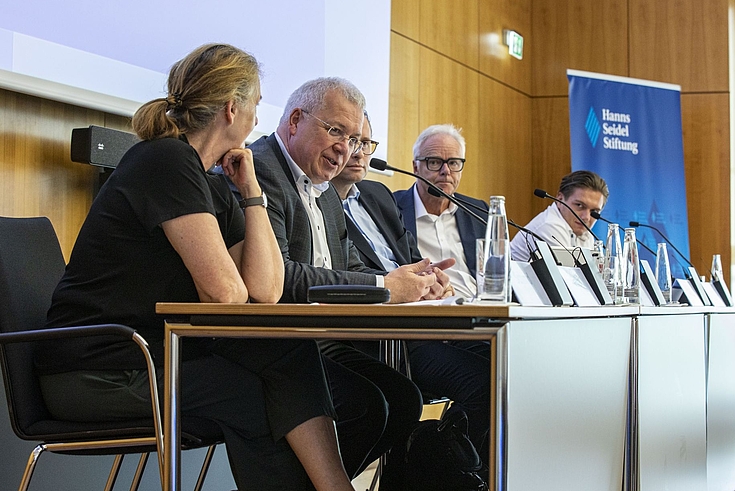 Zum vollständigen Artikel "Künstliche Intelligenz im Handwerk: Chancen und gelebte Praxis"
