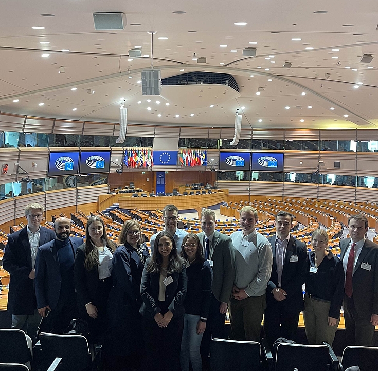 Die Teilnehmenden des HSS-Nexus-Programms im Europäischen Parlament in Brüssel