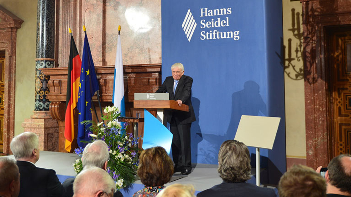 Der Schriftsteller Reiner Kunze wurde 2015 ausgezeichnet.