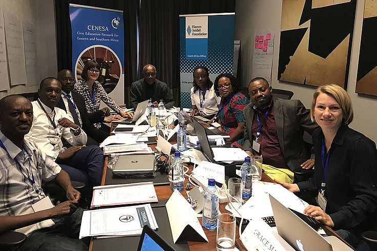 Seitdem CENESA 2018 gegründet wurde, unterstützen wir das Netzwerk, beraten und vermitteln Kontakte in Politik und Wirtschaft. 