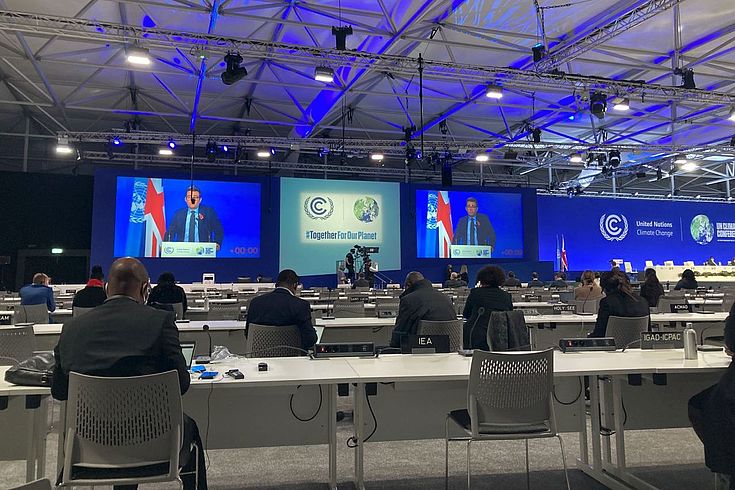 Plenarsaal der Weltklimakonferenz COP 26 in Glasgow.